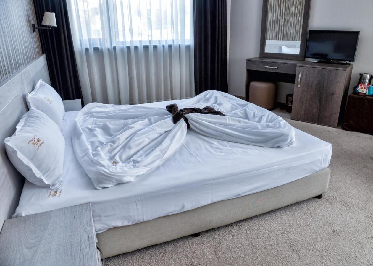 Hotel Nove Svishtov Eksteriør billede